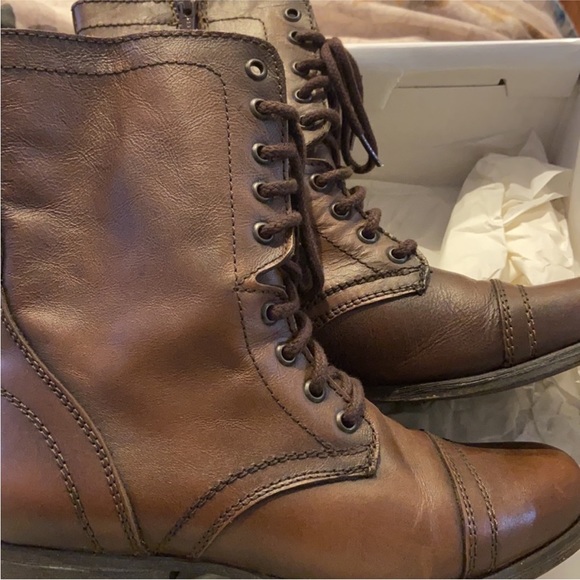 Steve Madden - Brown EUC Storm Trooper - Picture 2 of 5